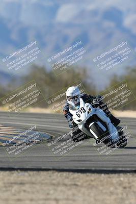 media/Dec-07-2025-CVMA (Sun) [[3e7d2de5dc]]/Race 12- Formula 40 MW and LW/